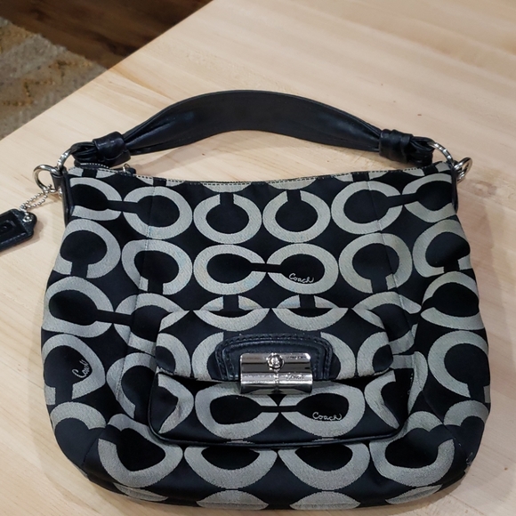 Coach Handbags - Coach purse